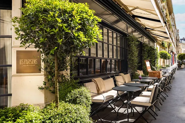 Les Parisiens Restaurant by Thibault Sombardier