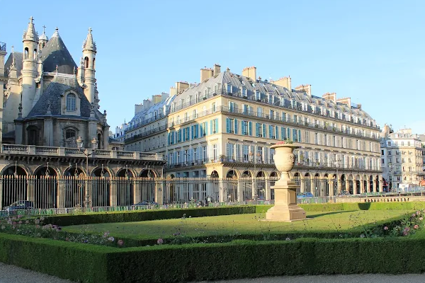 Admiral Gaspard de Coligny Monument