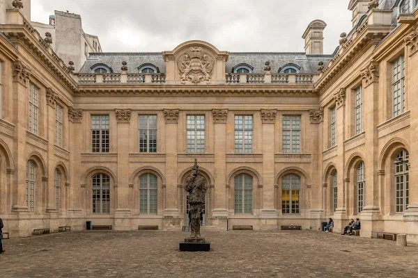 Museum of Jewish Art and History (mahJ)