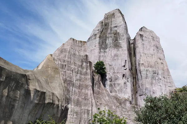 Paris Zoological Park (Vincennes Zoo)