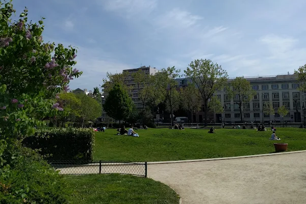 Villemin Garden – Mahsa Jîna Amini