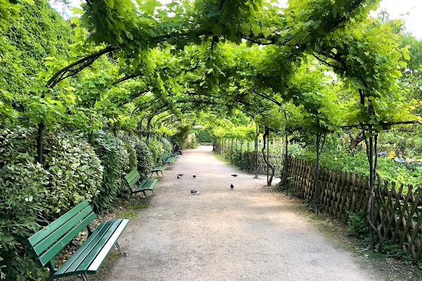 Catherine Labouré Garden