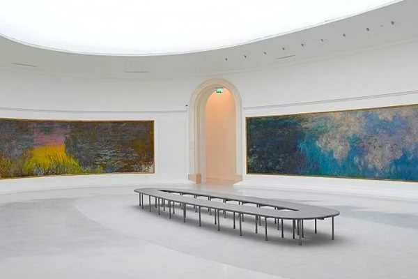 Musée de l’Orangerie – Monet’s Water Lilies in Paris