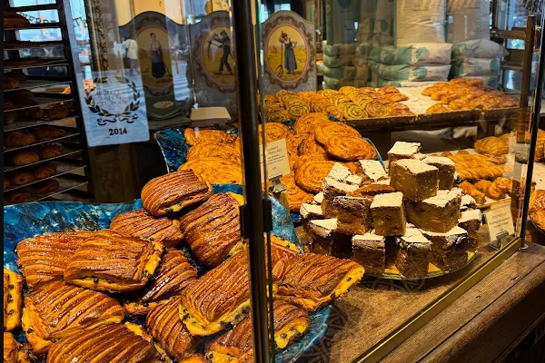 Du Pain et des Idées Bakery – Paris 10th