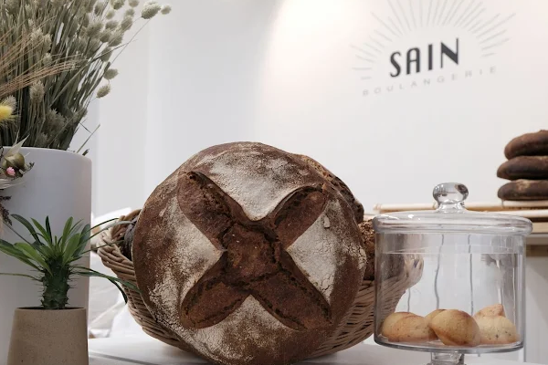 SAIN Bakery – Artisanal heritage breads and pastries near Canal Saint‑Martin