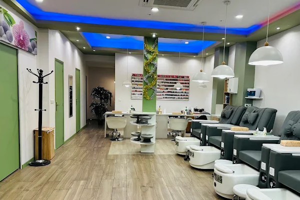 La Reine Spa – Beauty & Massage Institute in Paris